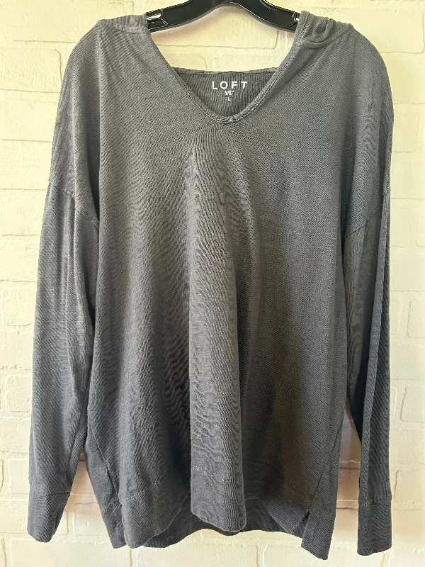 Top Long Sleeve By Loft In Grey, Size: L